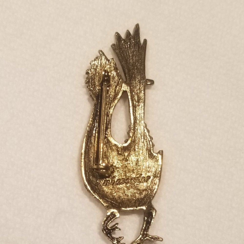 vintage goldtone Ambassador roadrunner brooch - Picture 5 of 5